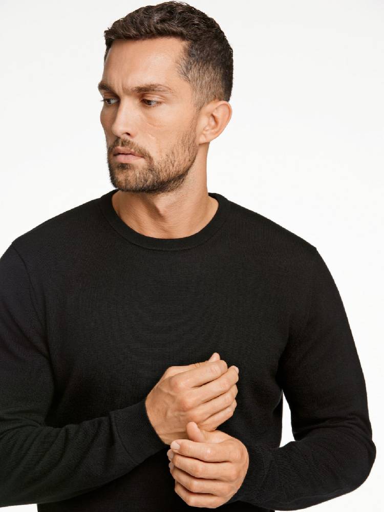100% merino crew neck knit