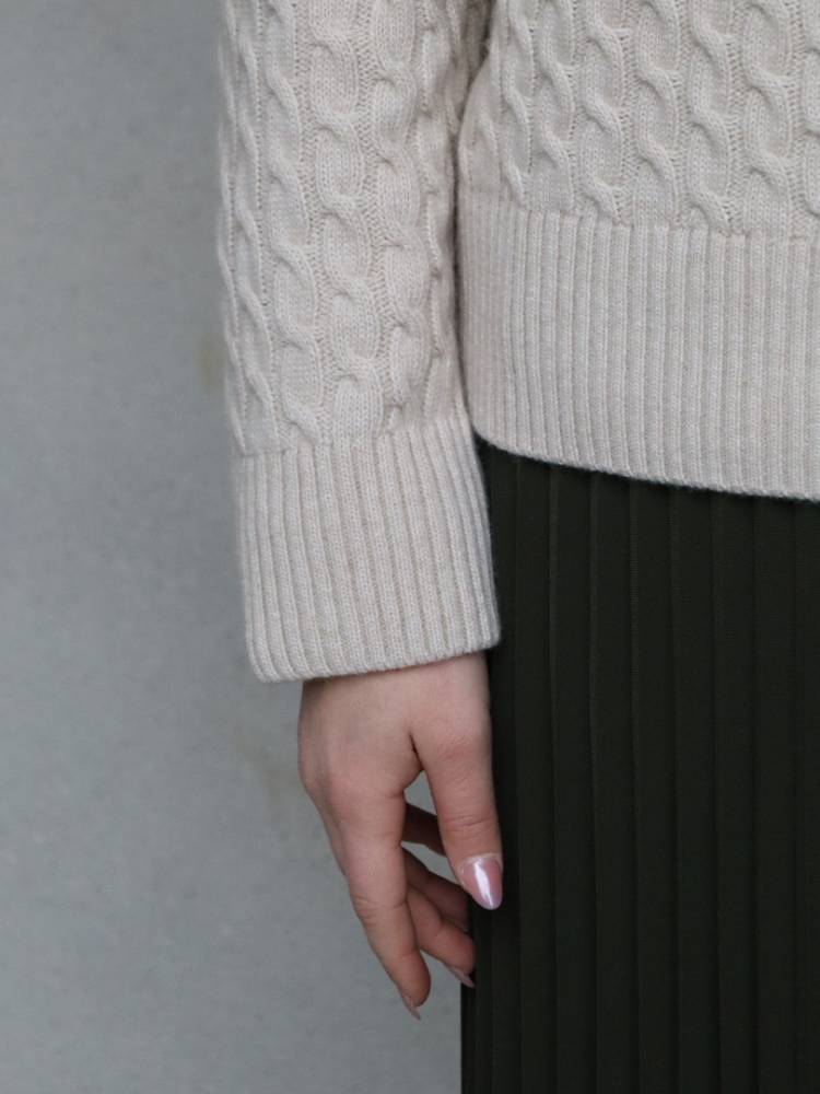 CABLE KNIT ZIP CARDIGAN