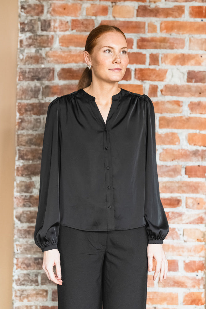 RAUSTrine Shirt