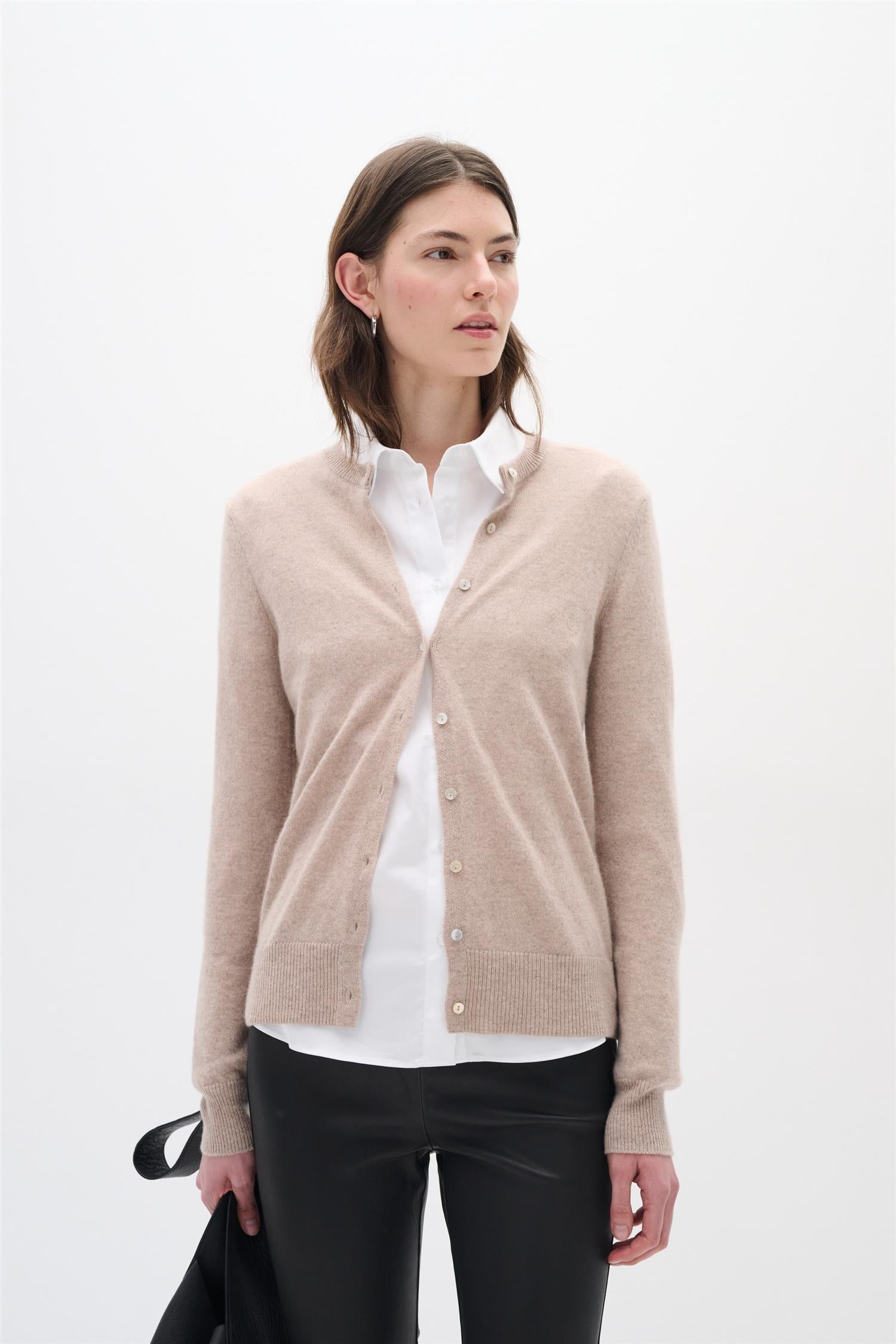 Lukkaiw Cardigan