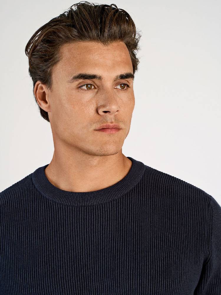 Rib knitted o-neck knit