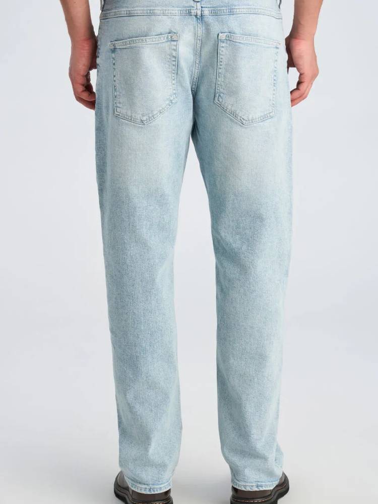 Loose fit jeans