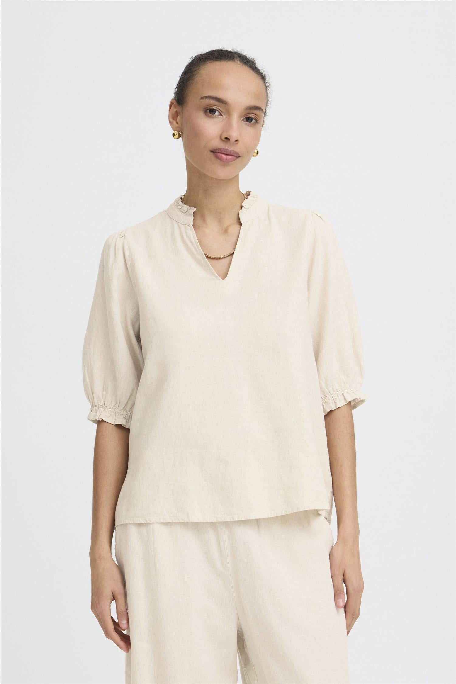 Byfalakka Puff Blouse