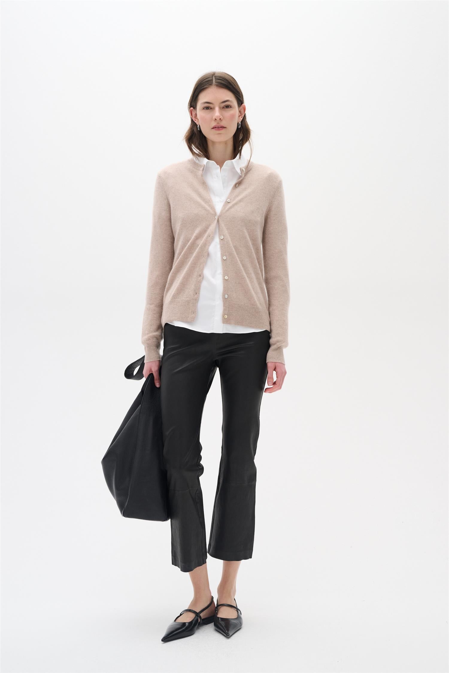 Lukkaiw Cardigan