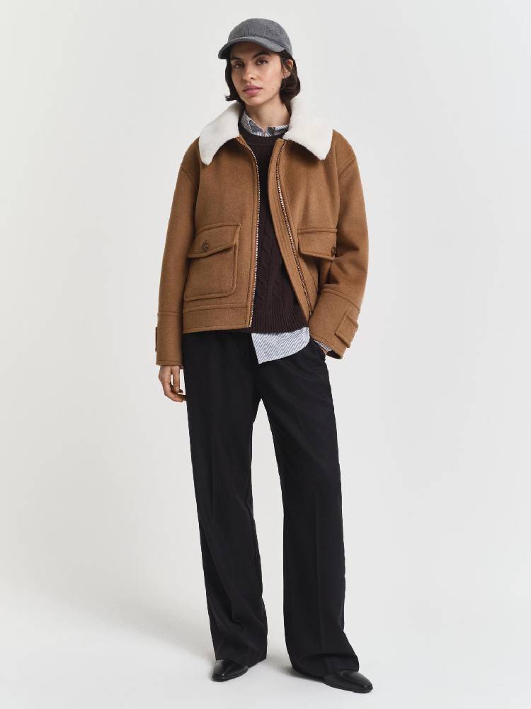 LAMBSWOOL CABLE C-NECK