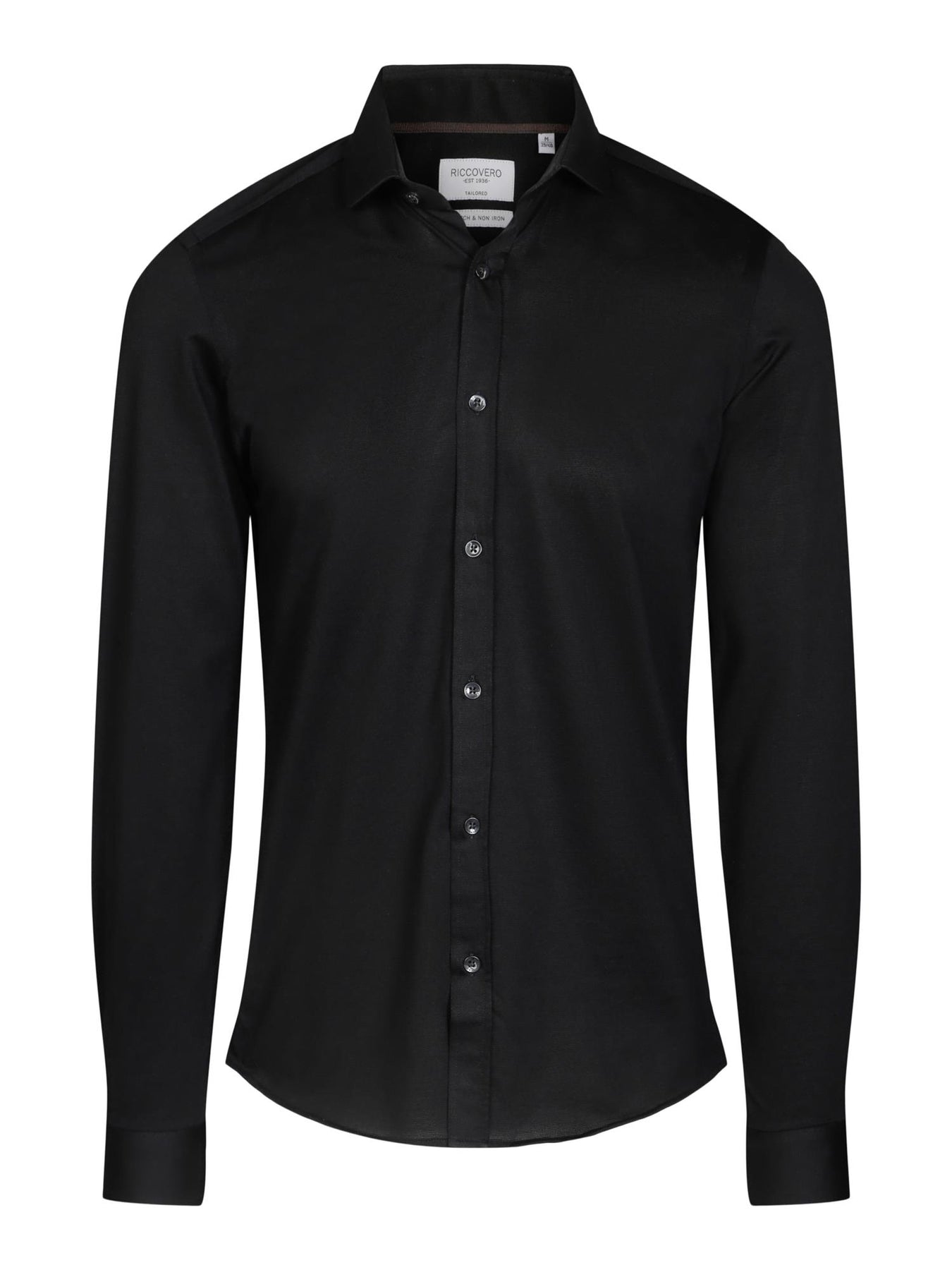 Leo Tailor fit