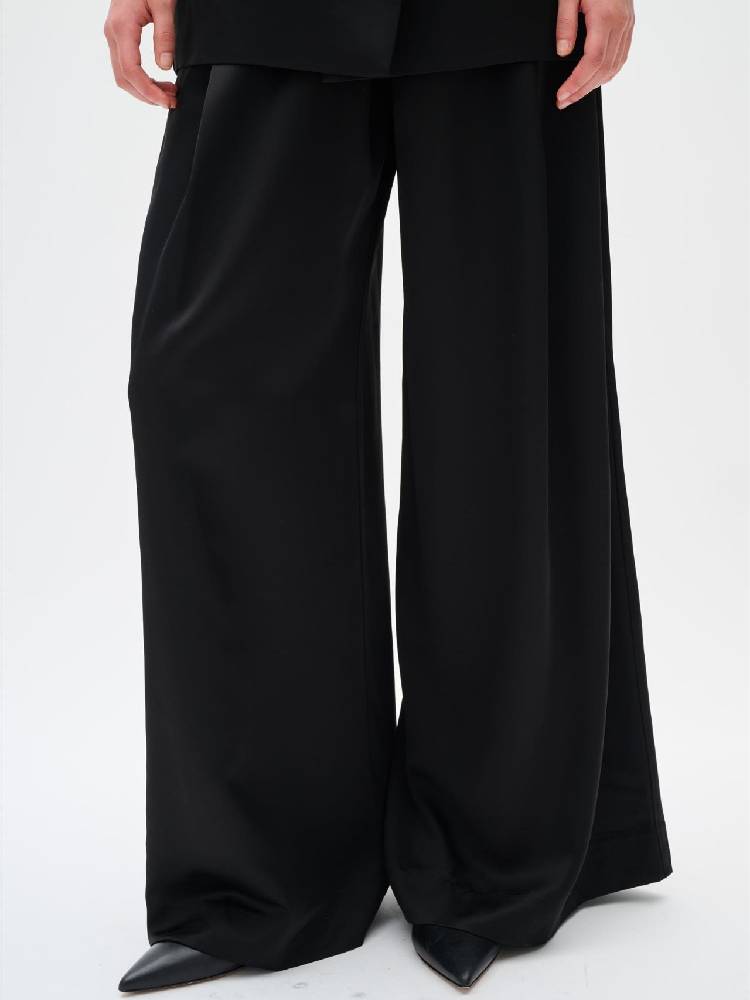 Zumahiw Pant