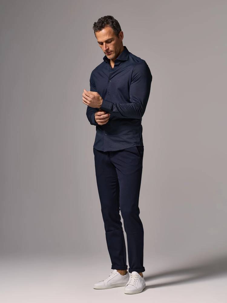 Leo Tailor Fit