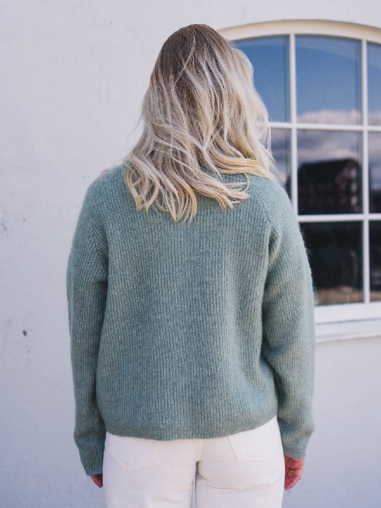 Amalie Cardigan