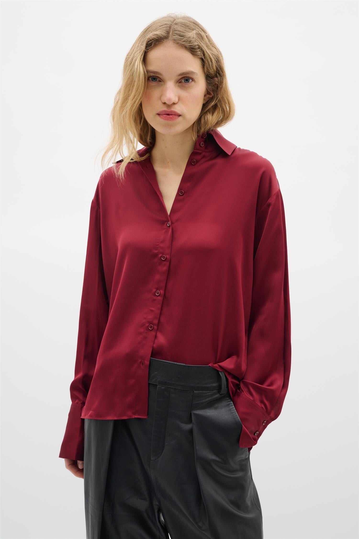Paulineiw Shirt