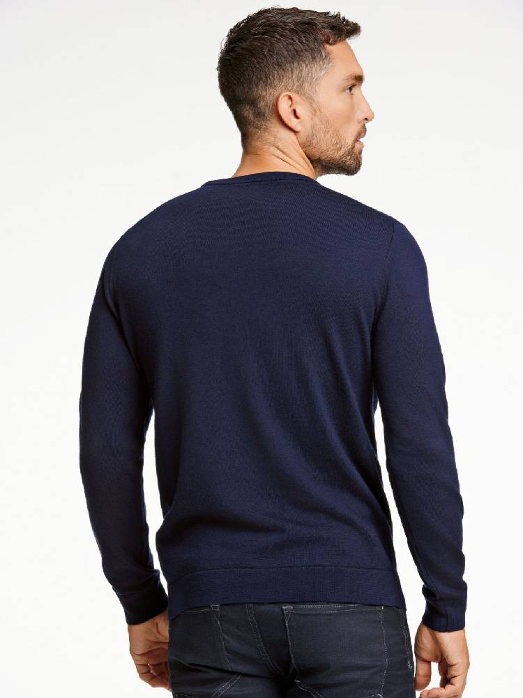 100% merino crew neck knit