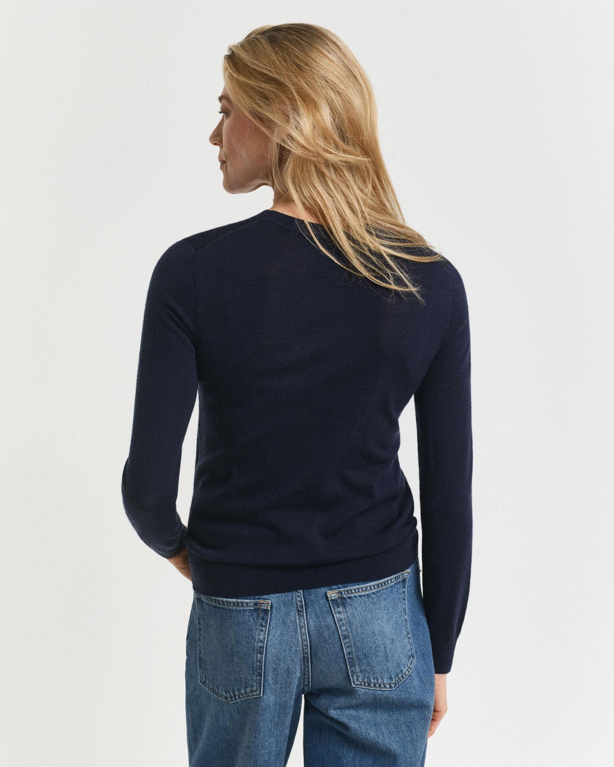 Extrafine Merino Wool C-Neck