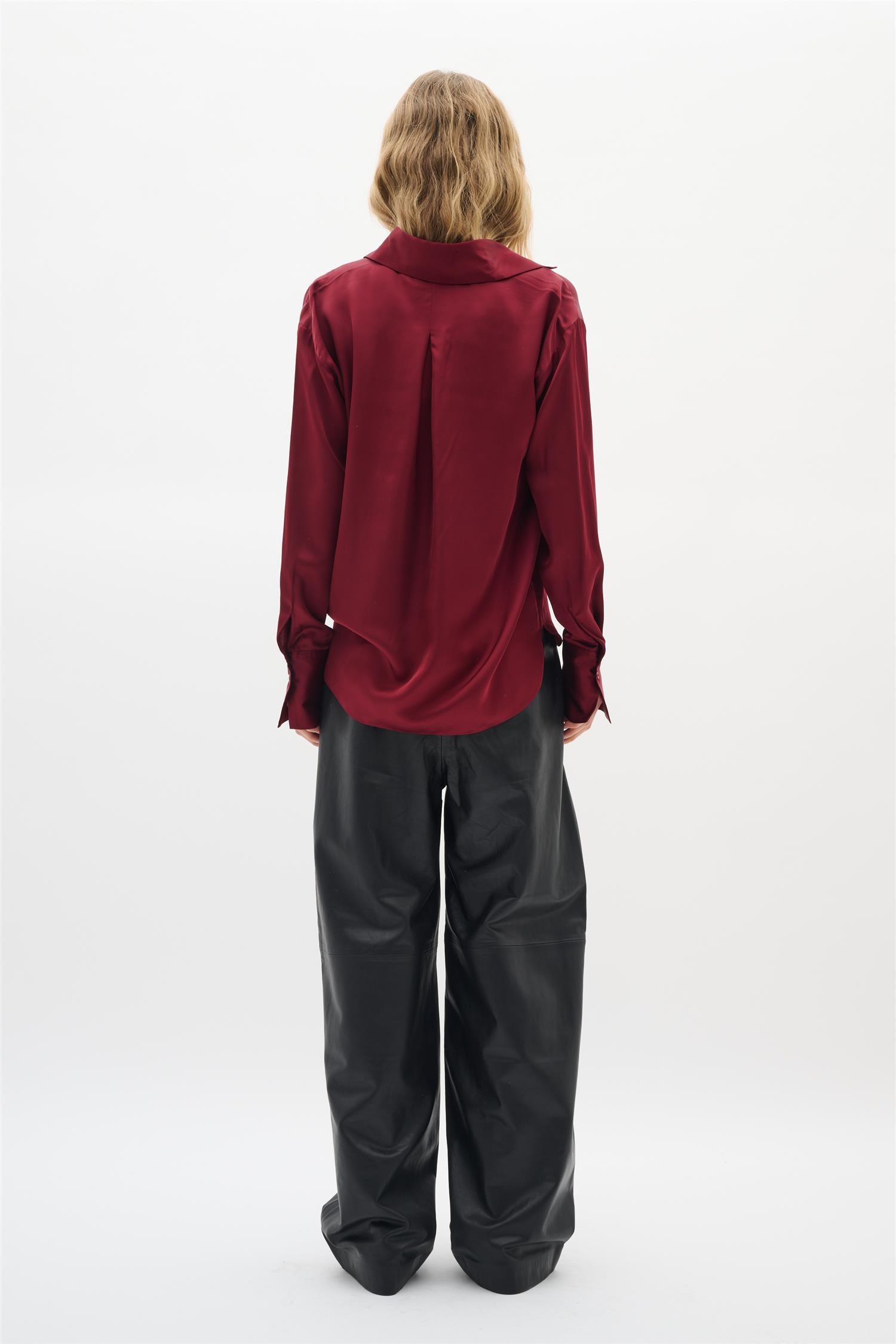 Paulineiw Shirt