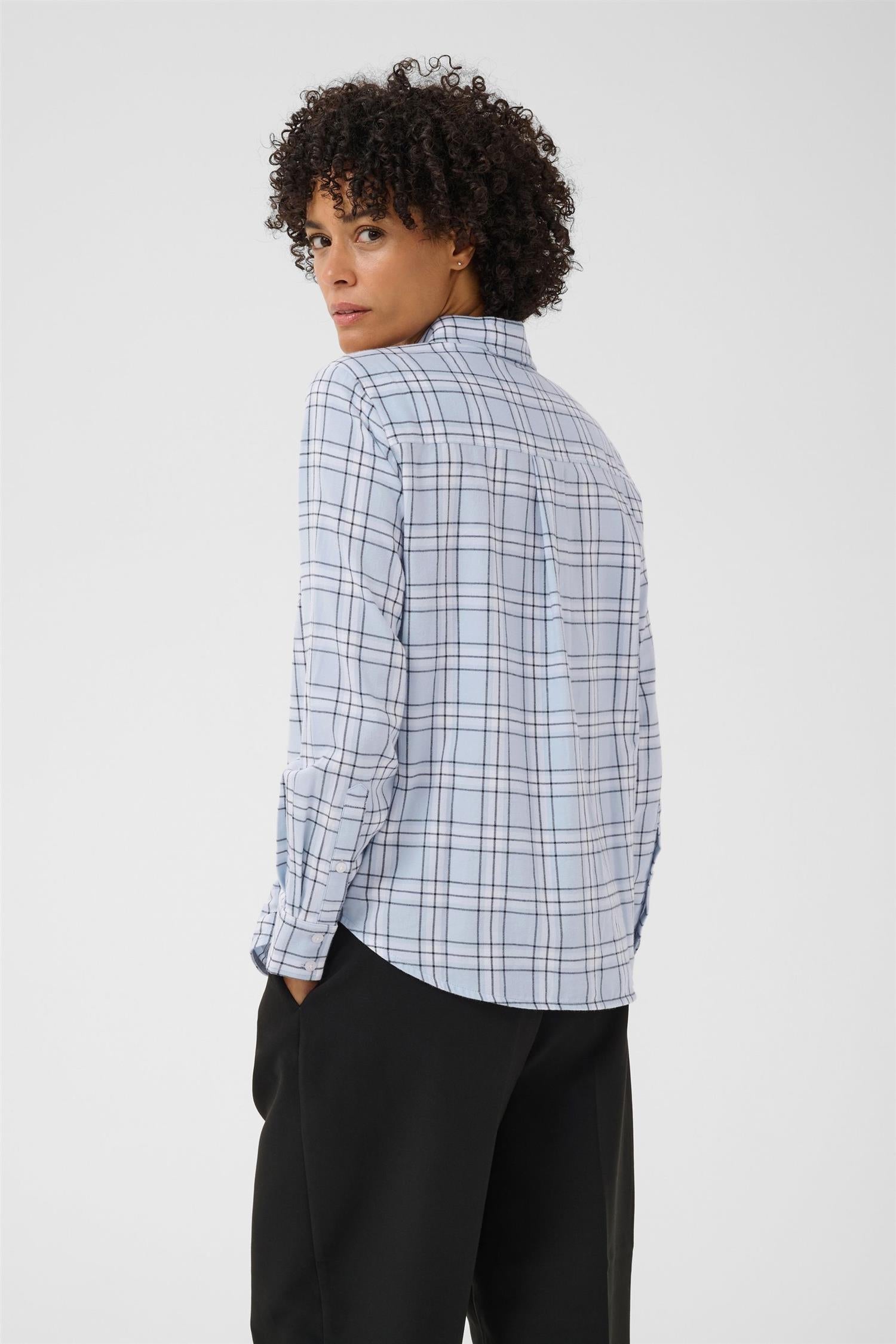 Yanapw Shirt