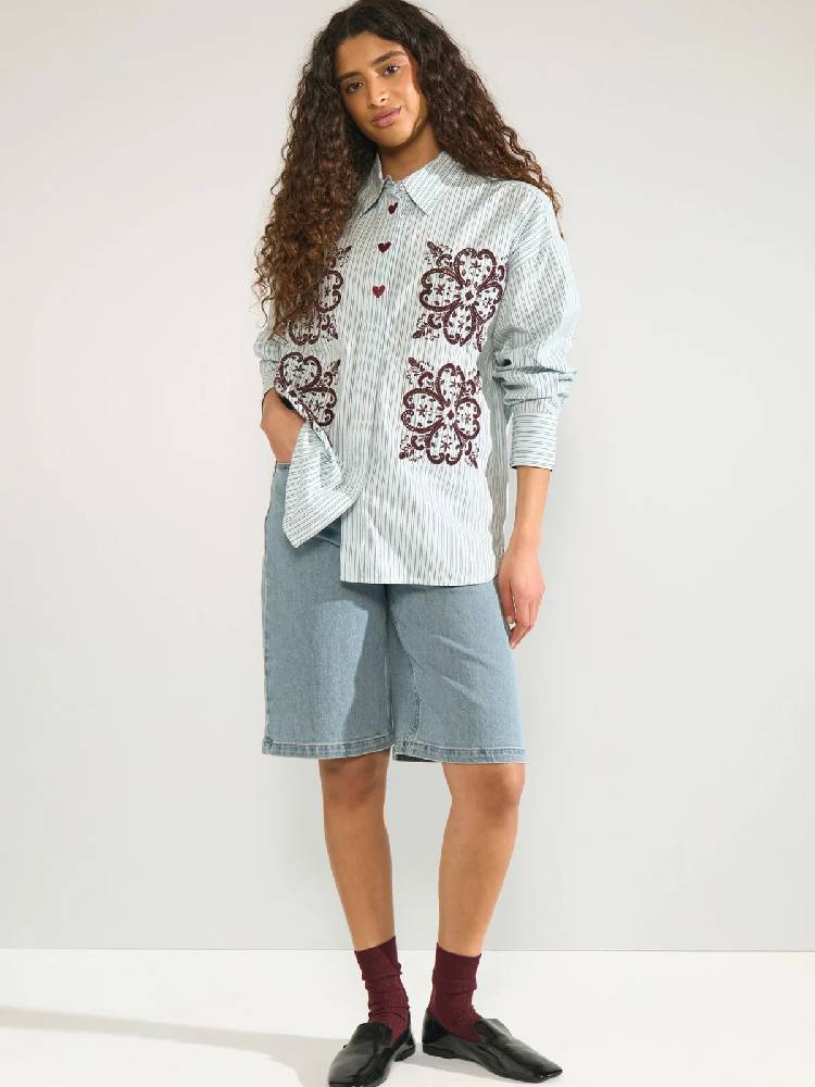 NUDITTY SHIRT