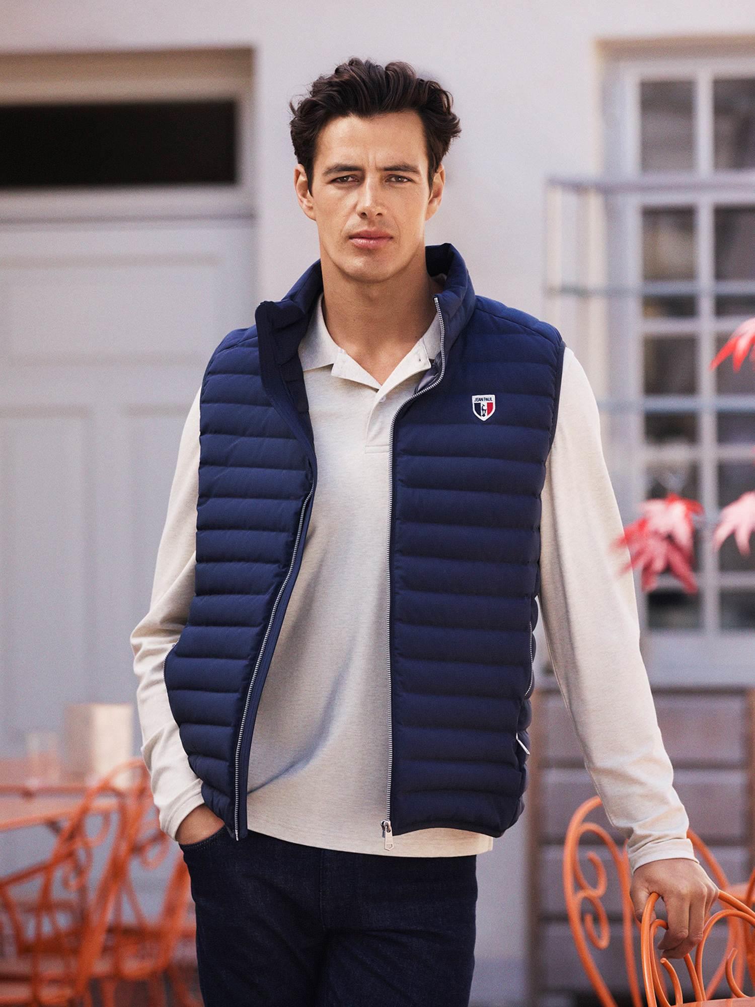 Theo Dunvest/      6