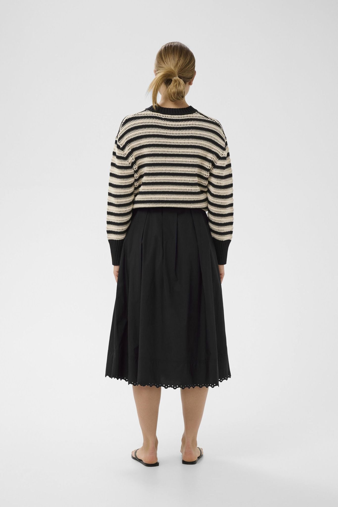 Liaiw Skirt