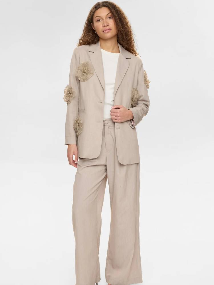 NUFLORIA BLAZER
