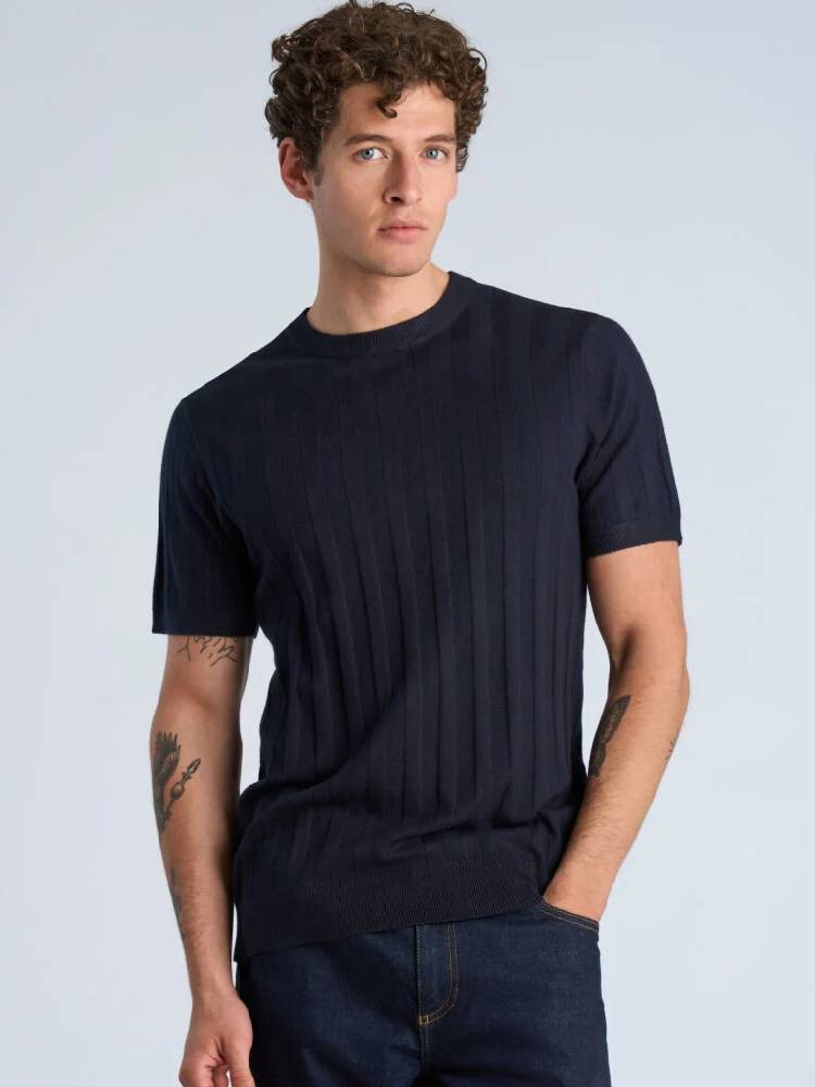 Knitted crew neck t-shirt