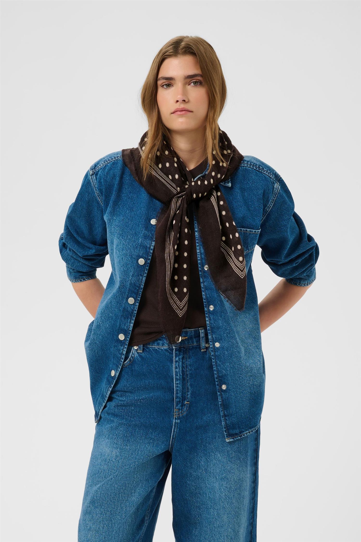 Celestapw Scarf