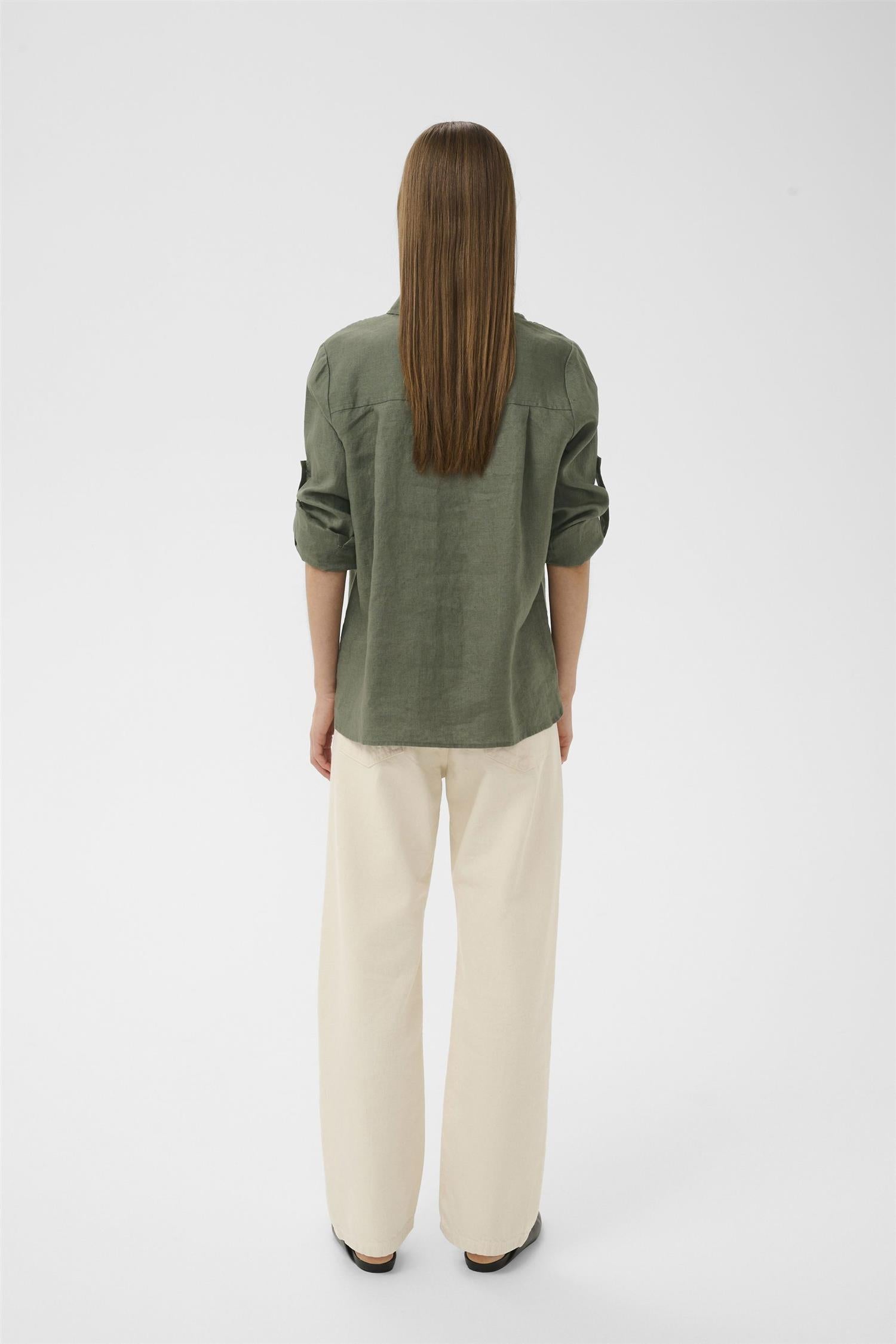 Dilanaiw Classic Shirt