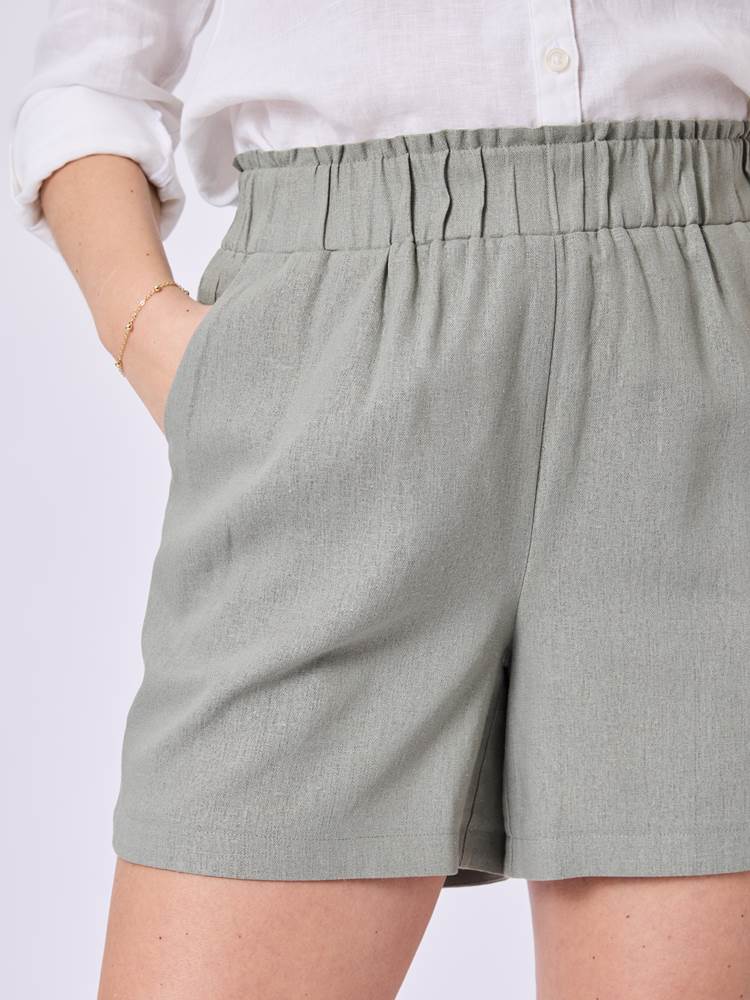 Mariella pullon shorts