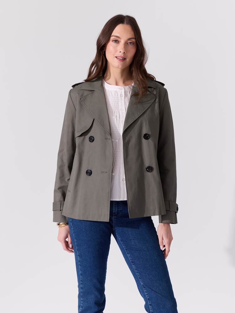 Mila Kort Trench
