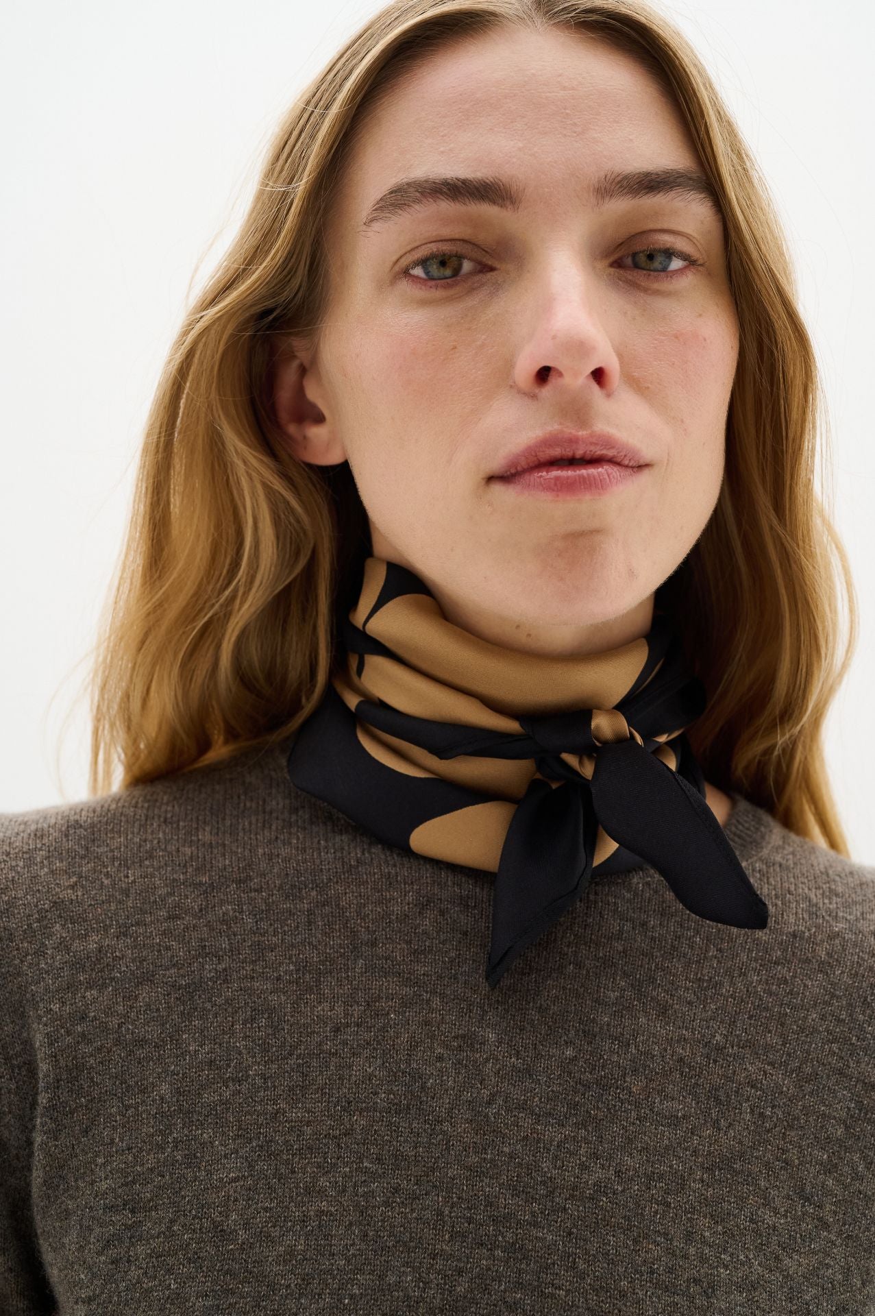 RafiqIW Scarf