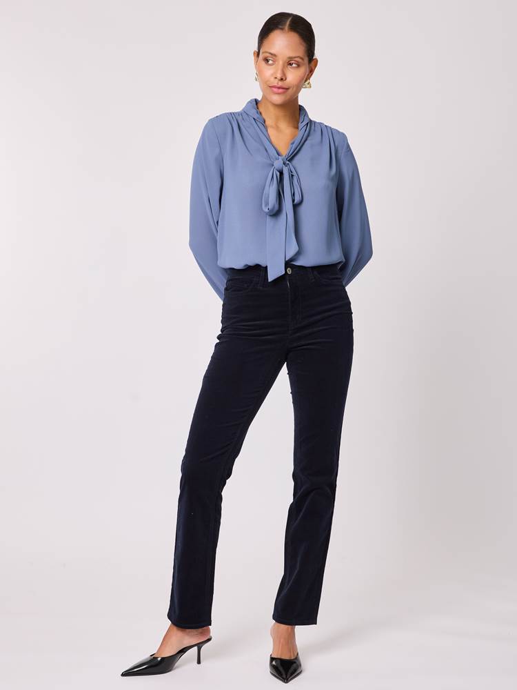 Kelly Bluse