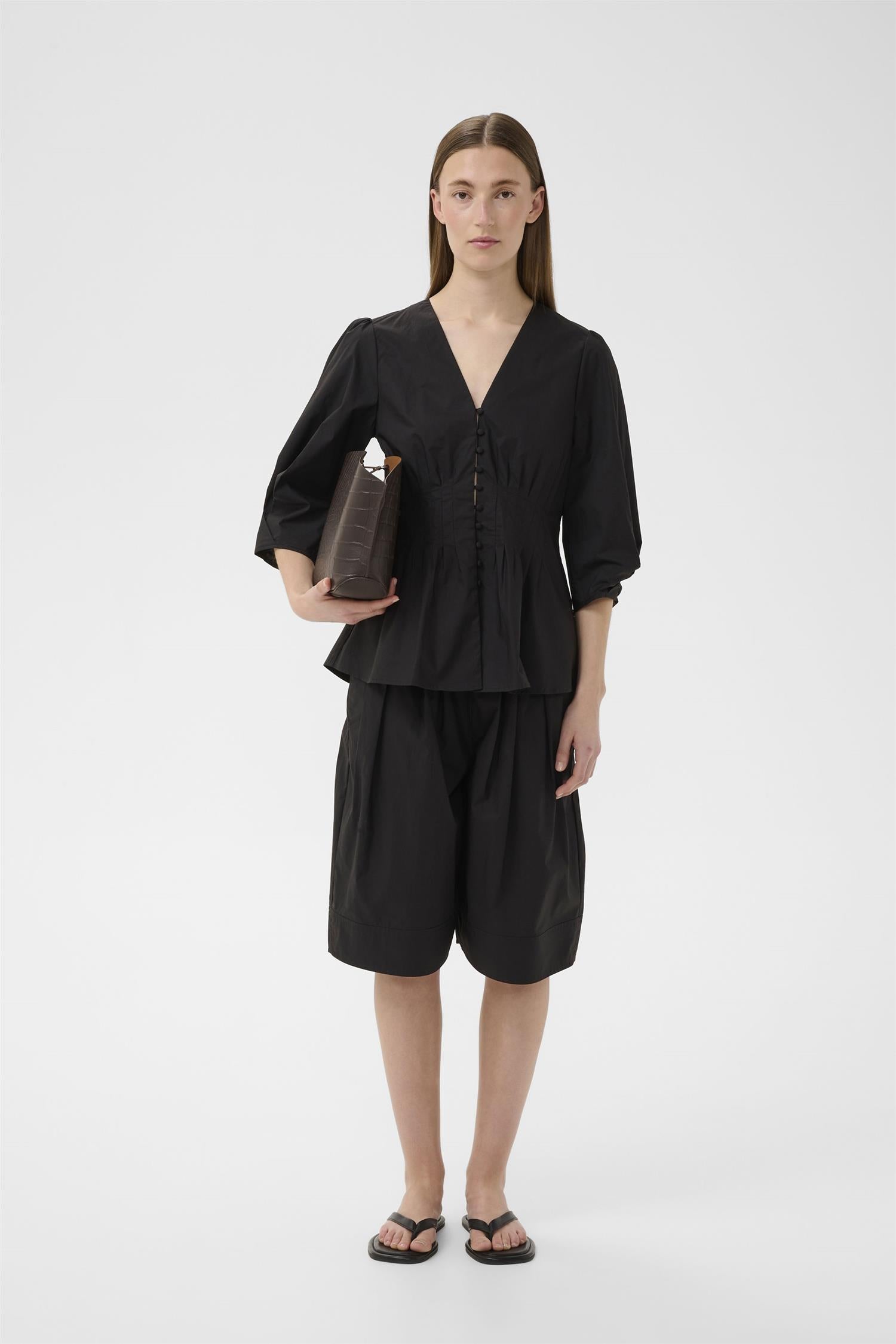 Hazeiw Fitted Blouse