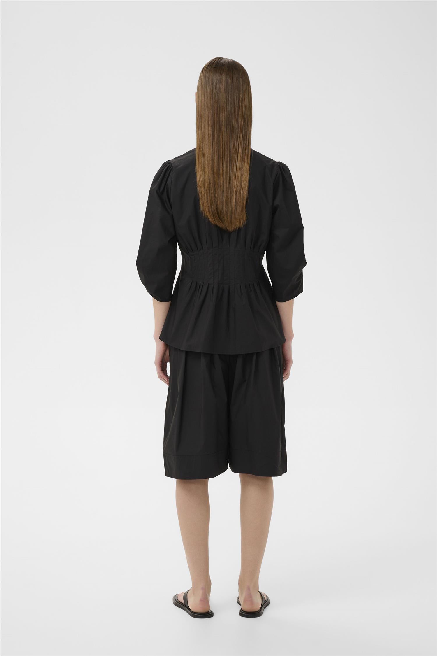 Hazeiw Fitted Blouse