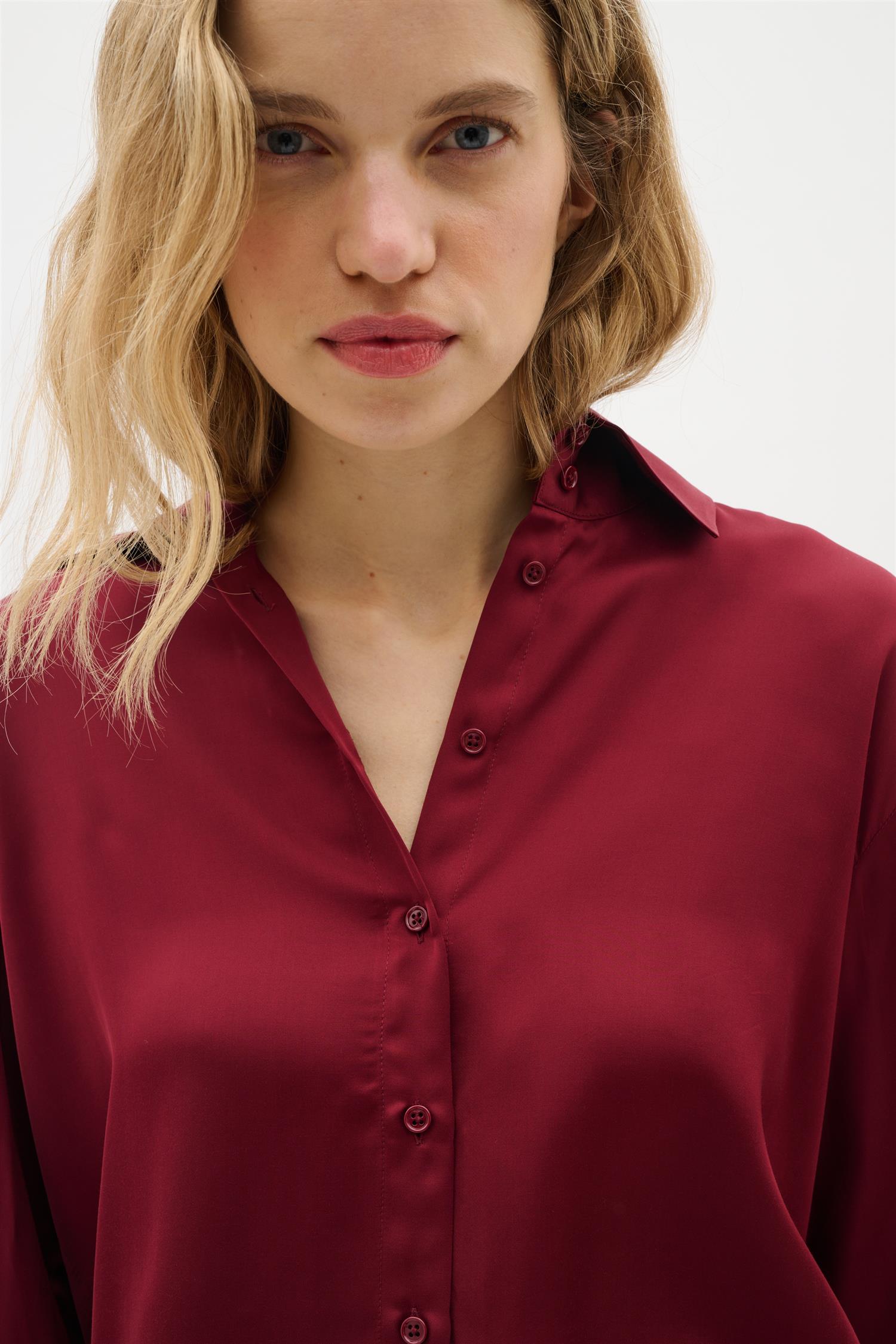 Paulineiw Shirt