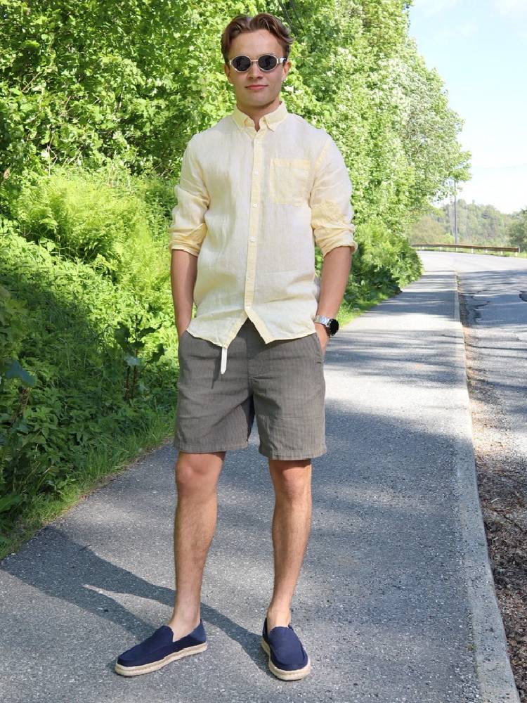 Corduroy shorts