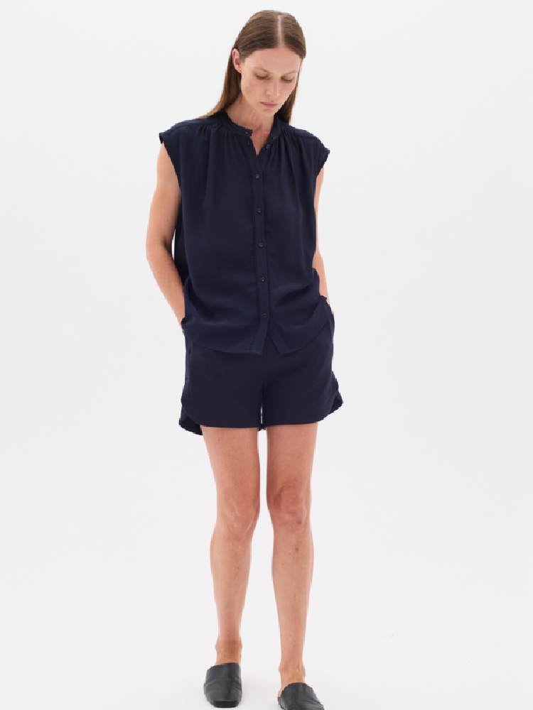 HenniehIW Vincent Shorts