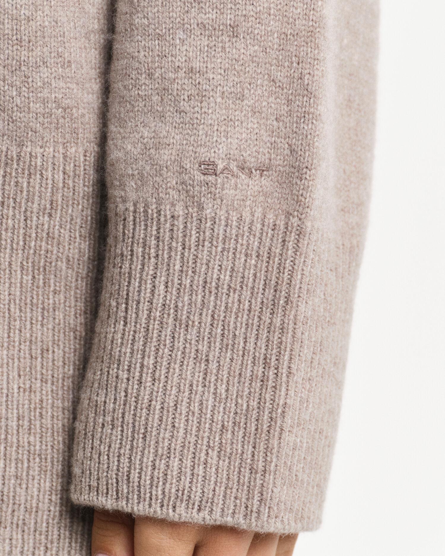HERRINGBONE DETAIL ROLLNECK