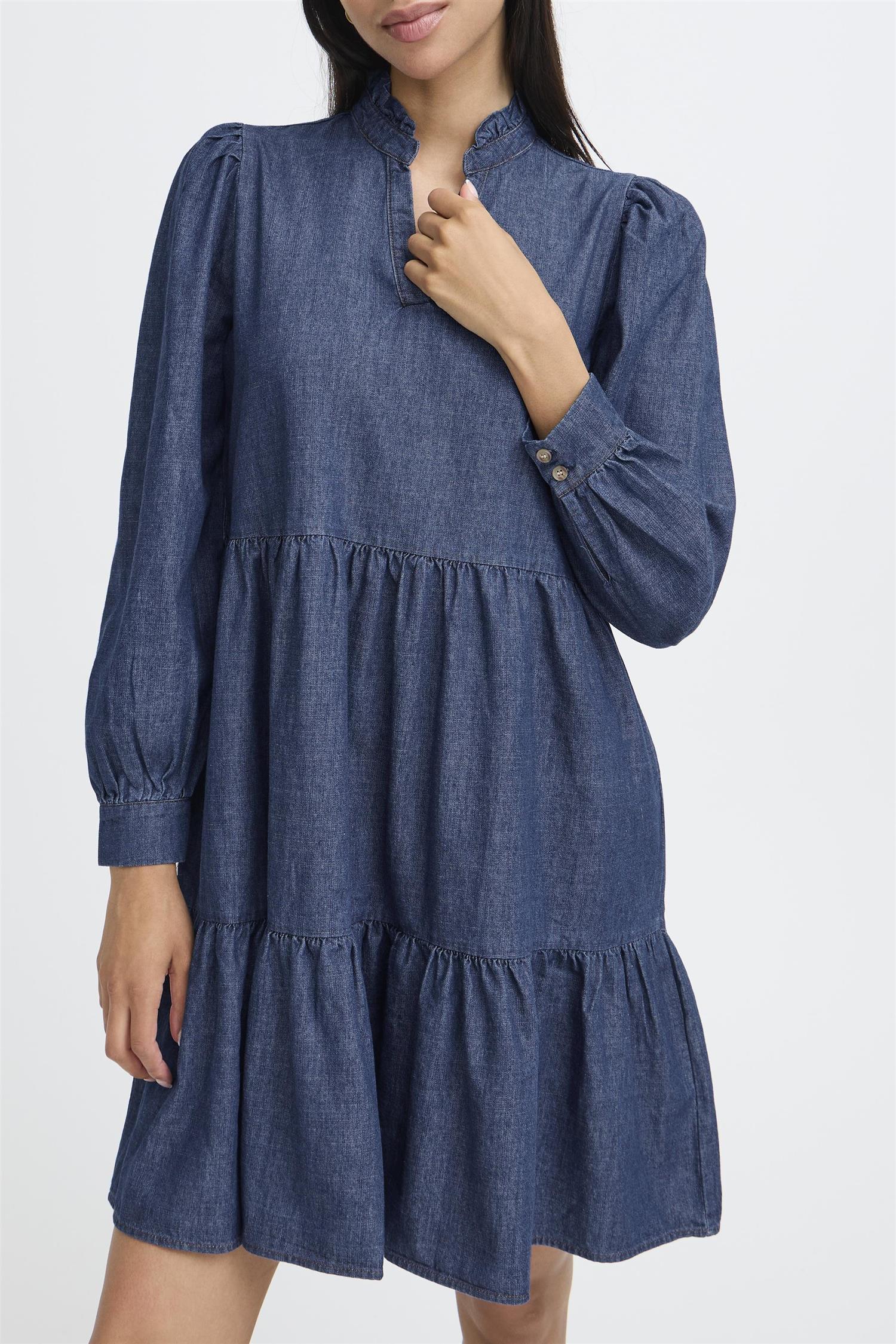 Byxkanti Vneck Dress