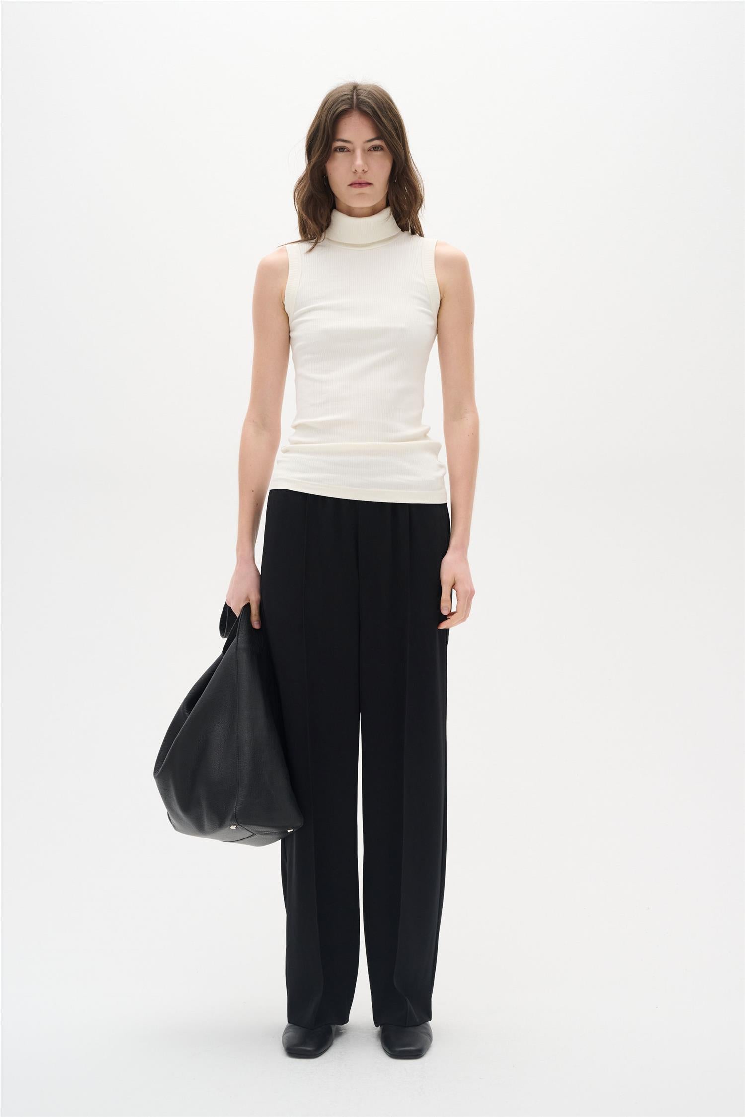 Dagnaiw Rollneck Top