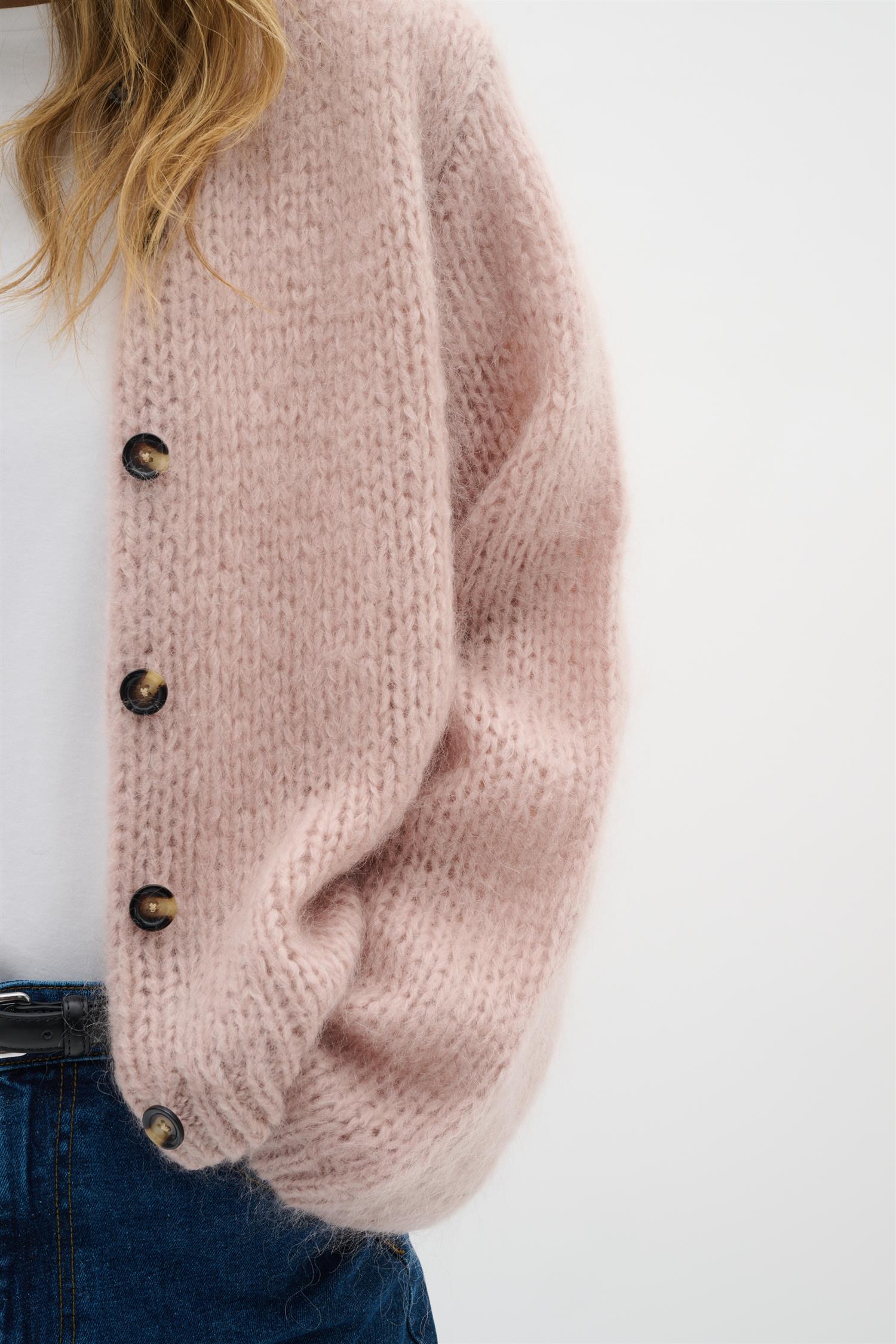 Jetraiw Cardigan