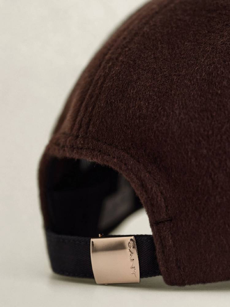 LUSTROUS MELTON CAP