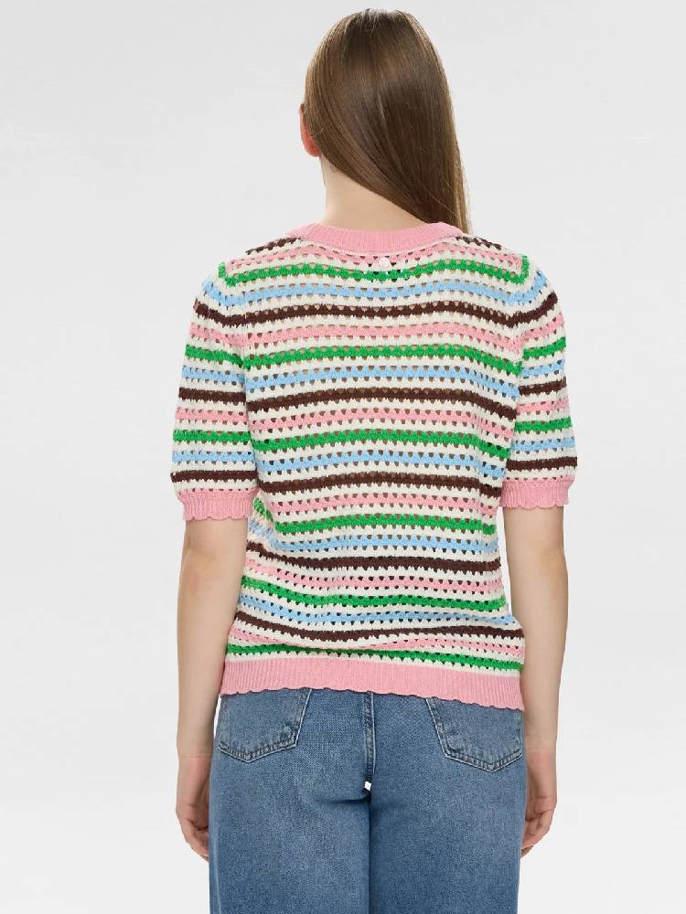 NUNANCY PULLOVER