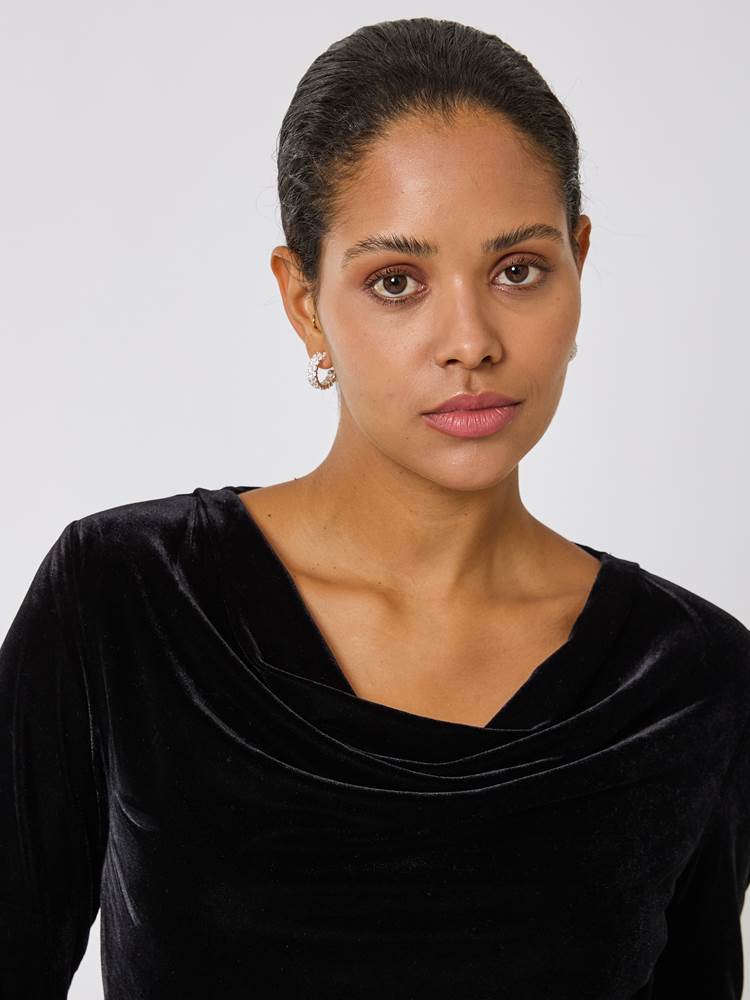 Agnete velourtopp