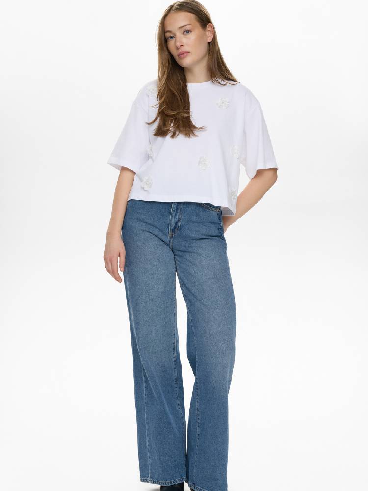 NUFLEURA TEE