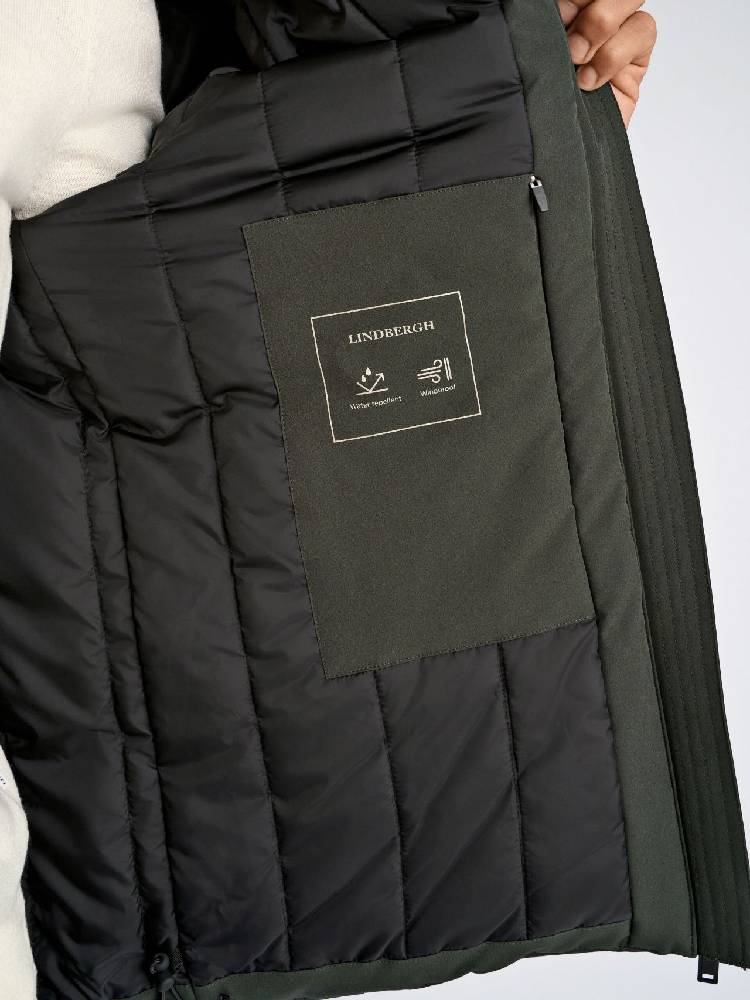 Short parka jacket