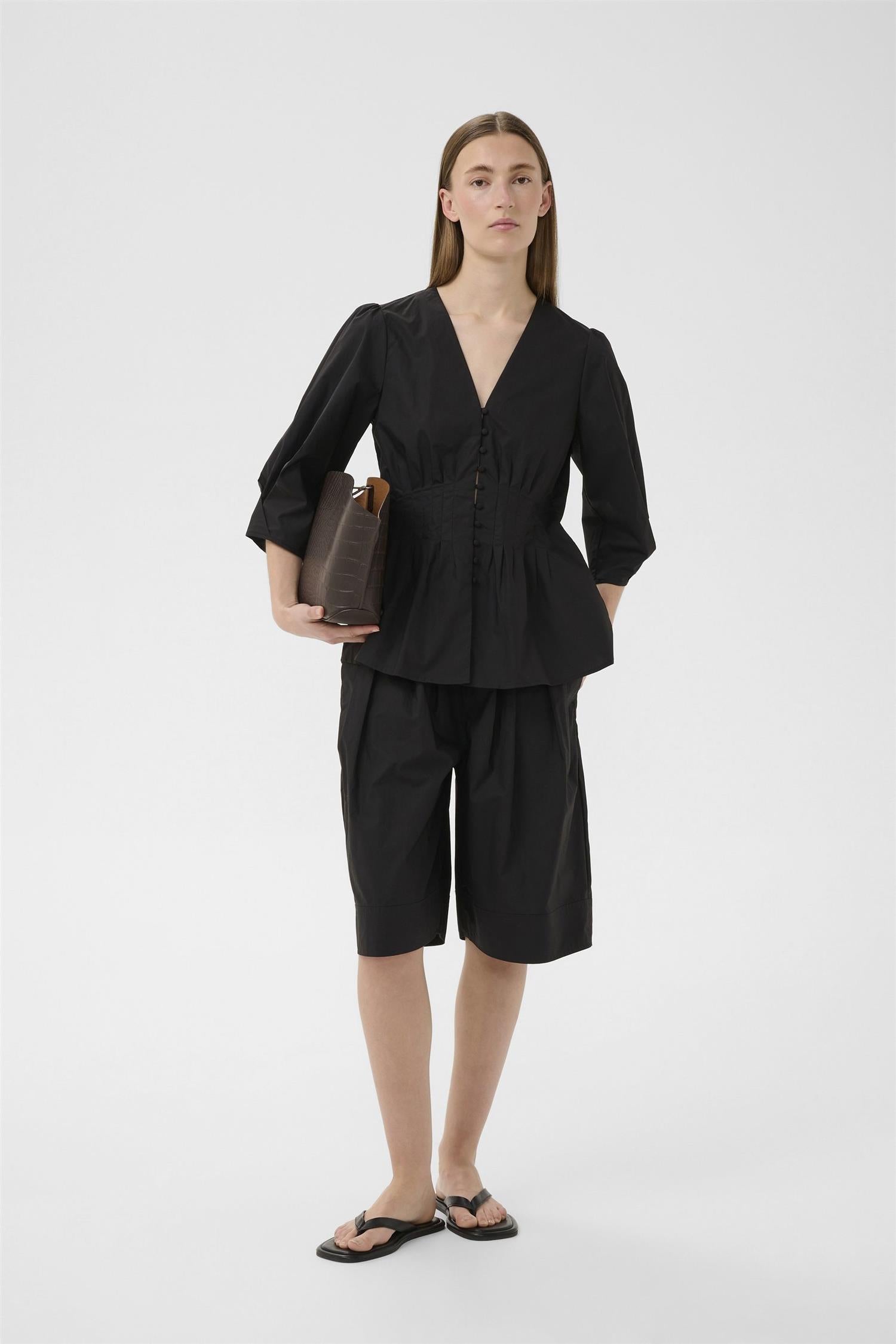 Hazeiw Fitted Blouse