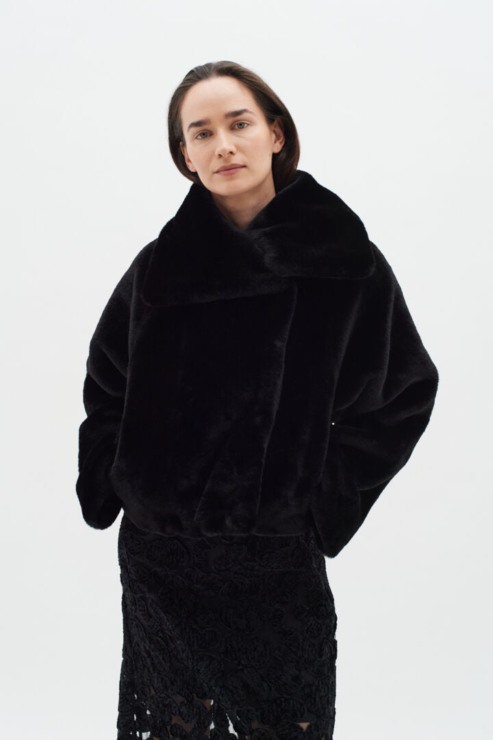 YonekoIW Short Coat