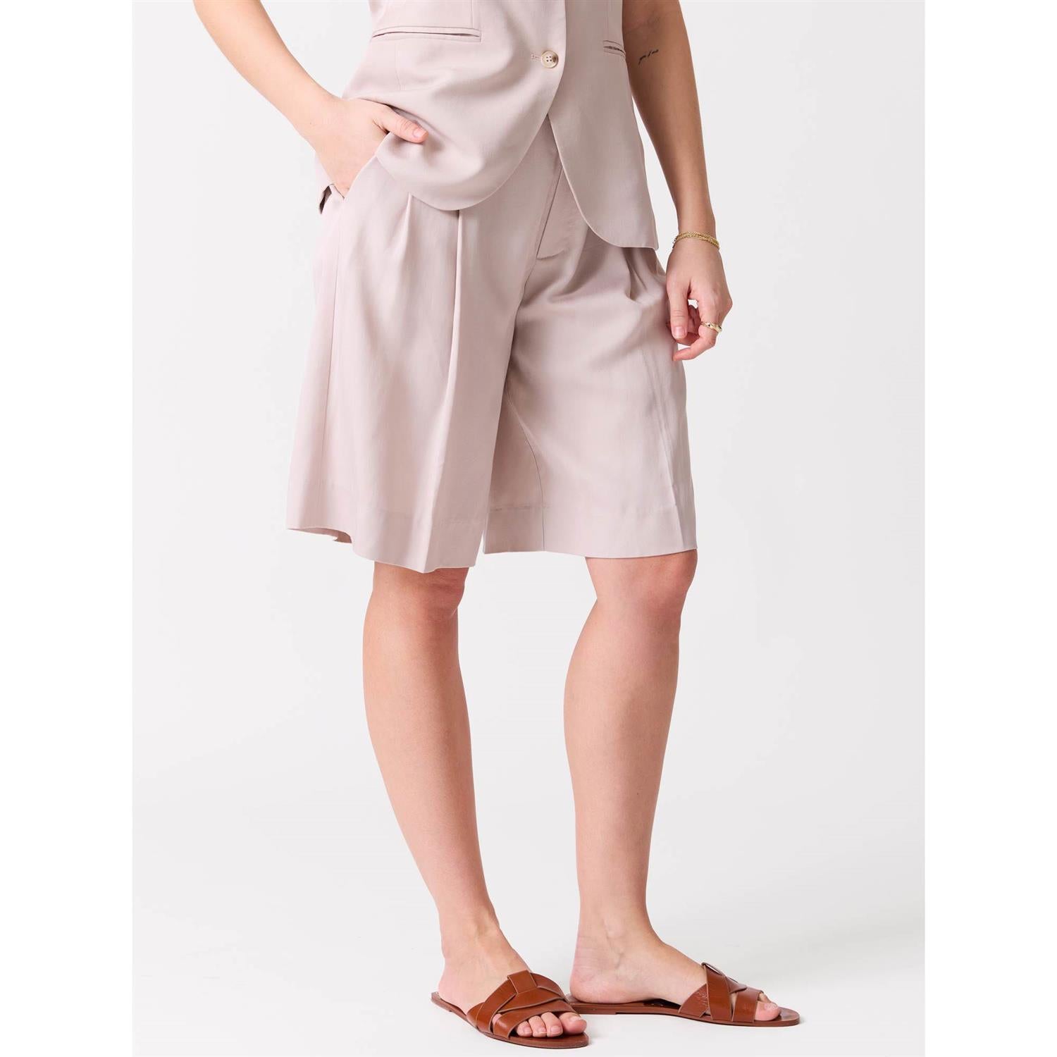 Diva Shorts