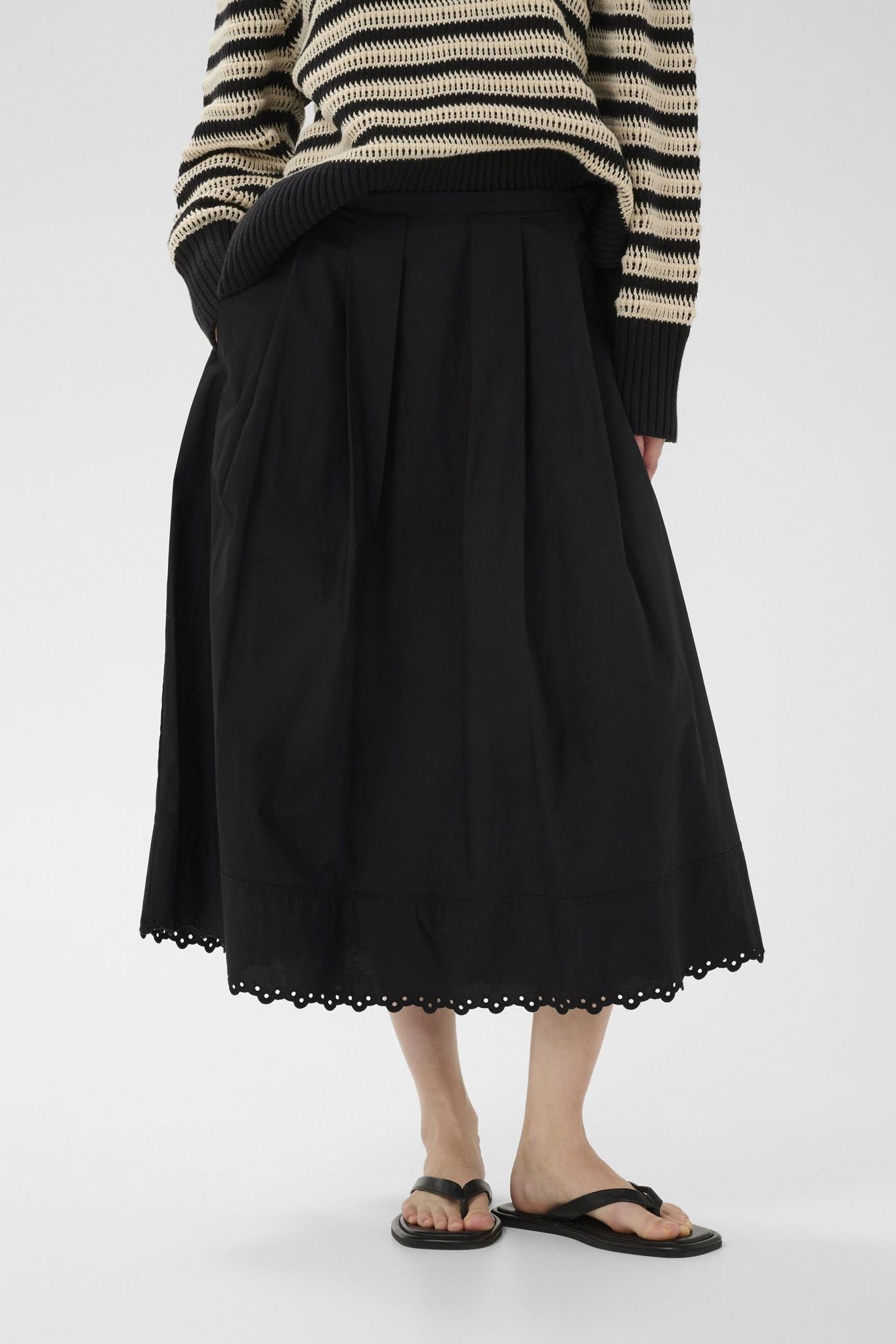 Liaiw Skirt
