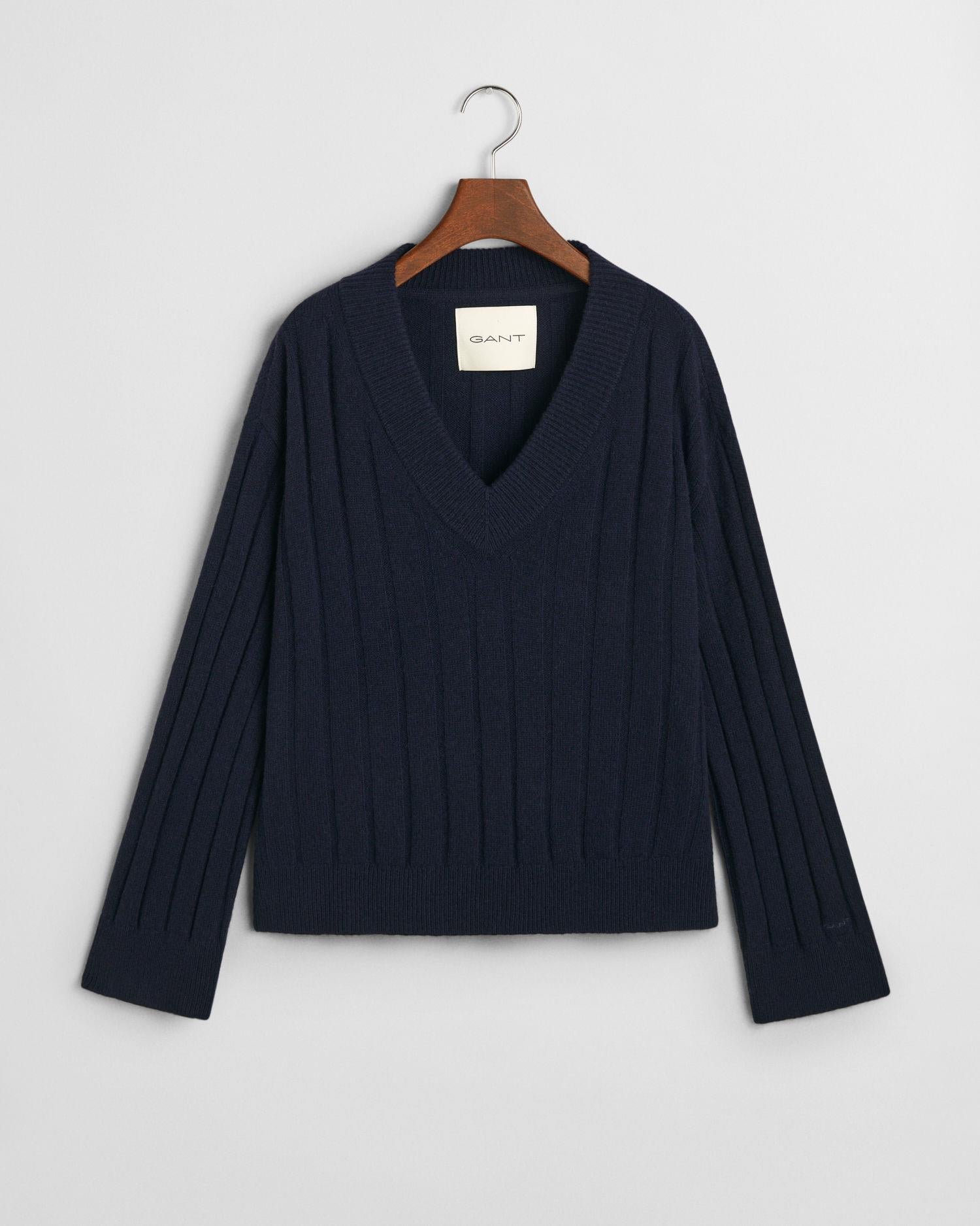 WIDE RIBBED WOOL V-NECK
