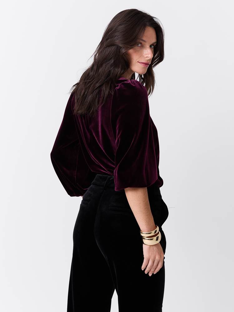 Ingrid Velourtopp