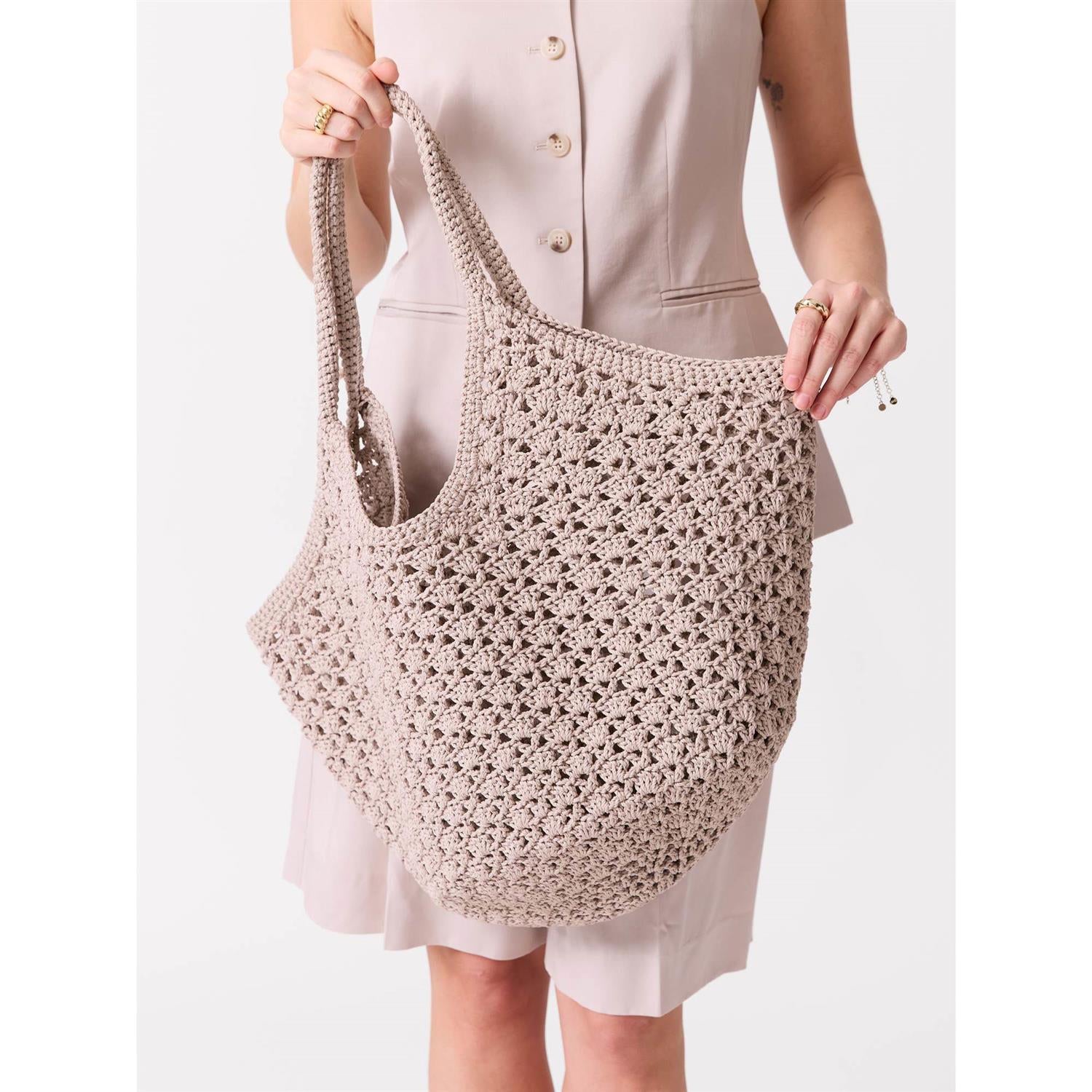 Maja Crochetveske
